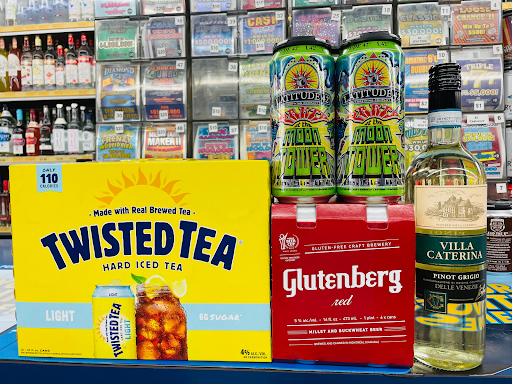 Liquor Store «Main Street Liquor», reviews and photos, 243 E 14 Mile Rd, Clawson, MI 48017, USA