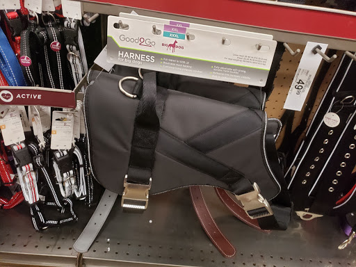 Pet Supply Store «Petco Animal Supplies», reviews and photos, 3975 Cascades Blvd #30, Kent, OH 44240, USA