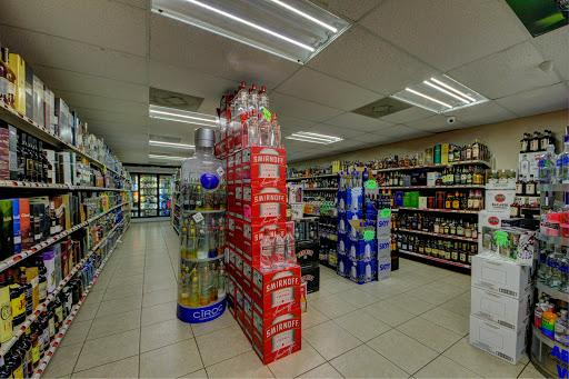 Liquor Store «Liquor Warehouse», reviews and photos, 10332 US-441, Leesburg, FL 34788, USA