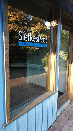 Shopping Mall «Gilman Village», reviews and photos, 317 NW Gilman Blvd # 32, Issaquah, WA 98027, USA