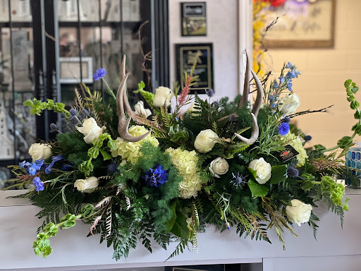 Florist «Downtown Flowers And Gift Shop», reviews and photos, 130 E Charlemont Ave, Kingsport, TN 37660, USA