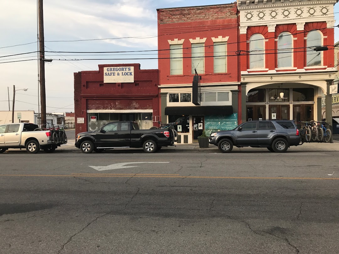 The Peerless Saloon & Grille