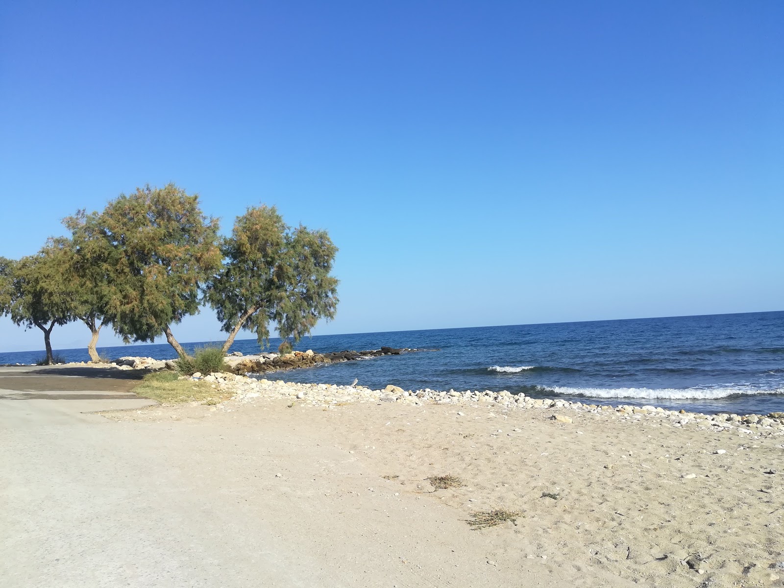 Foto av Skaleta beach II med medium nivå av renlighet