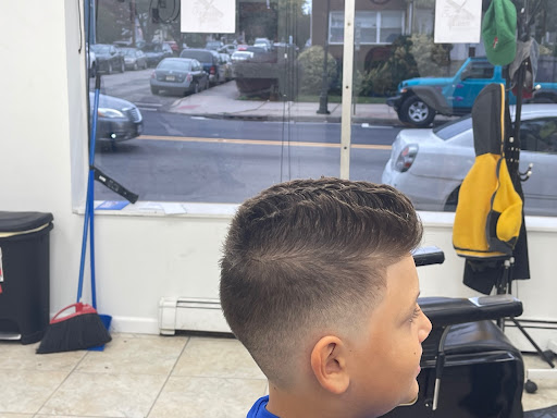 Beauty Salon «So Chic Hair Salon», reviews and photos, 338 Lakeview Ave, Clifton, NJ 07011, USA