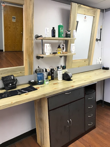 Barber Shop «Cutters Den Barbershop», reviews and photos, 7500 S University Blvd, Centennial, CO 80122, USA