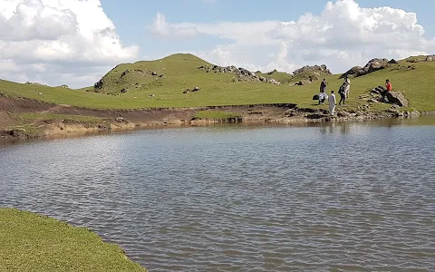 Neel Fari Lake image