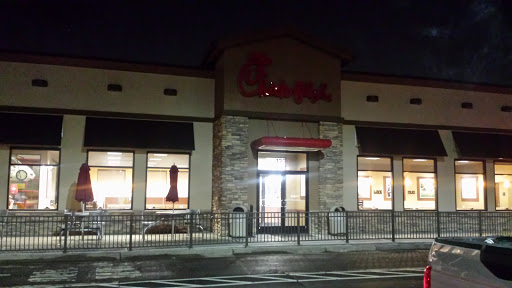 Fast Food Restaurant «Chick-fil-A», reviews and photos, 1320 Veterans Pkwy, Clarksville, IN 47129, USA