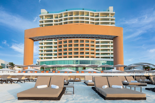 Beach accommodations Cancun