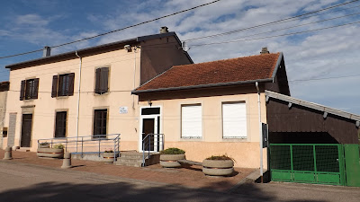 Ecole Lėon Wagner à Brantigny