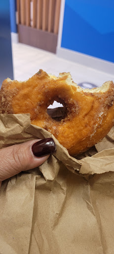 Donut Shop «Yum Yum Donuts», reviews and photos, 6804 De Soto Ave, Canoga Park, CA 91303, USA