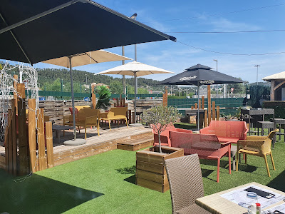 Le J'S Brasserie à Le Luc
