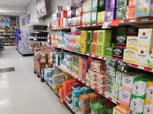 Liquor Store «Yankee Spirits», reviews and photos, 376 Main St, Sturbridge, MA 01566, USA