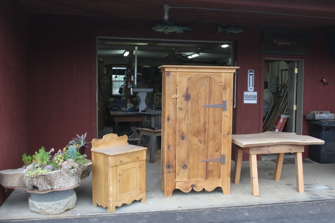 M & M Succulents & Barnwood Furniture