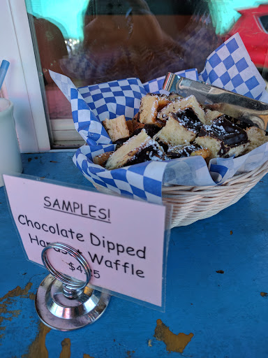 Breakfast Restaurant «The Waffle Window», reviews and photos, 3610 SE Hawthorne Blvd, Portland, OR 97214, USA