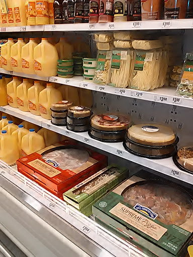 Grocery Store «H-E-B Grocery», reviews and photos, 110 Brazos Street, West Columbia, TX 77486, USA