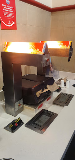 Movie Theater «AMC Courthouse Plaza 8», reviews and photos, 2150 Clarendon Blvd, Arlington, VA 22201, USA