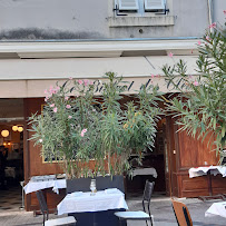 Atmosphère du Restaurant français Le Bistrot des Clercs - Brasserie Valence - n°8
