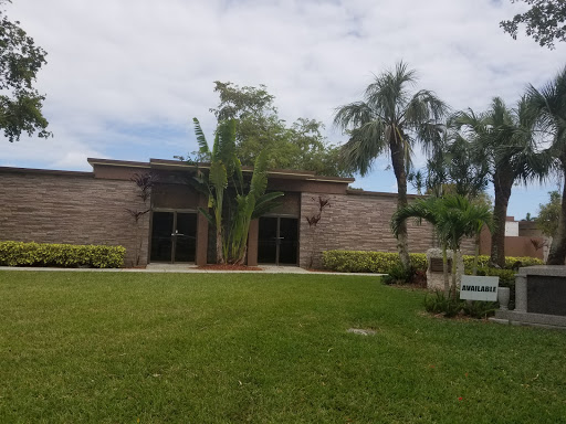 Funeral Home «Palms Woodlawn Funeral Home», reviews and photos, 27100 Old Dixie Hwy, Homestead, FL 33032, USA