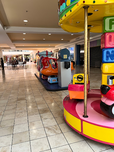 Shopping Mall «Bayfair Center», reviews and photos, 15555 E 14th St, San Leandro, CA 94578, USA