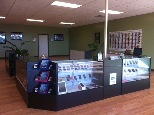 Cell Phone Store «CellPhone Central iPhone Repair», reviews and photos, 3542 E Race Ave, Searcy, AR 72143, USA