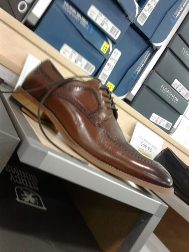 Shoe Store «DSW Designer Shoe Warehouse», reviews and photos, 375 E Altamonte Dr, Altamonte Springs, FL 32701, USA