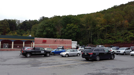 Supermarket «Jim Thorpe Market», reviews and photos, 1 River St, Jim Thorpe, PA 18229, USA