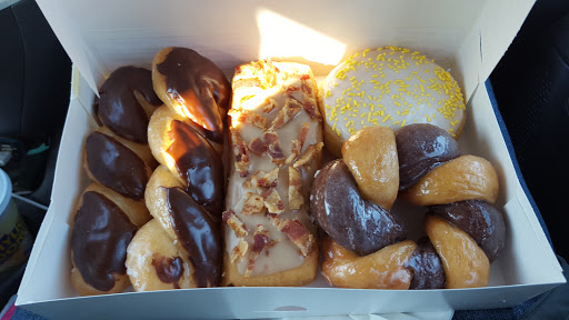 Donut Shop «Daylight Donuts», reviews and photos, 4200 Aero Dr, Mason, OH 45040, USA