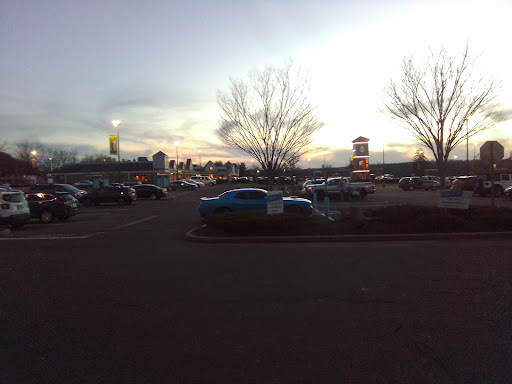 Shopping Mall «Southbury Plaza Shopping Center», reviews and photos, 100 Main St N, Southbury, CT 06488, USA