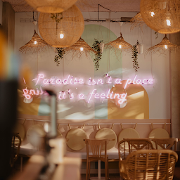 Photo n°26 de Bluebird coffee shop, bagels, salads, pâtisseries & cookies à Rennes ()