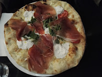 Pizza du Restaurant italien La Cantina à Le Vésinet - n°15
