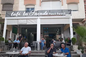 Café La façade image