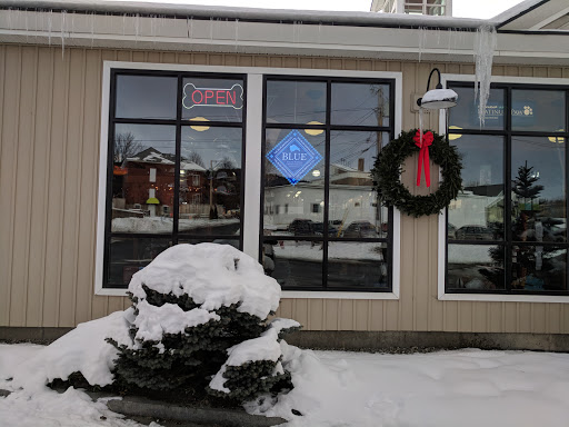 Animal Feed Store «West Lebanon Feed & Supply», reviews and photos, 12 Railroad Ave, West Lebanon, NH 03784, USA