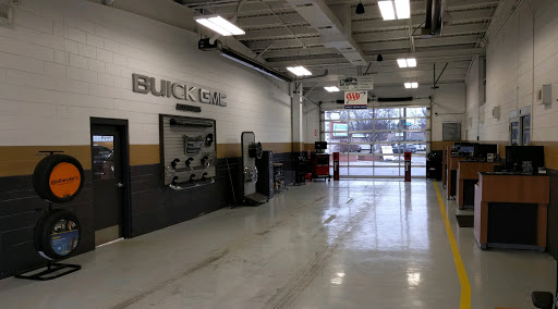 Car Dealer «Ray Laethem Buick GMC», reviews and photos, 17677 Mack Ave, Detroit, MI 48224, USA