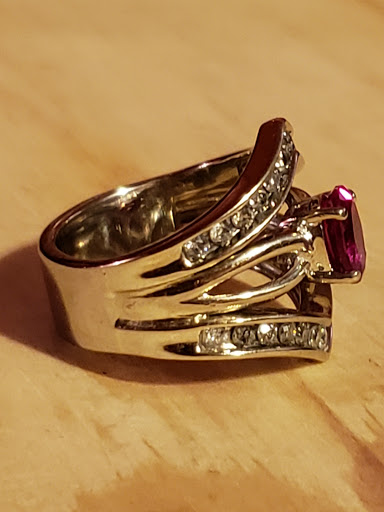 Jeweler «Boyson Jewelry», reviews and photos, 4701 1st Ave SE #4, Cedar Rapids, IA 52402, USA