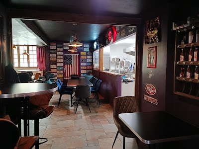 BAD LUCK SALOON à Pau