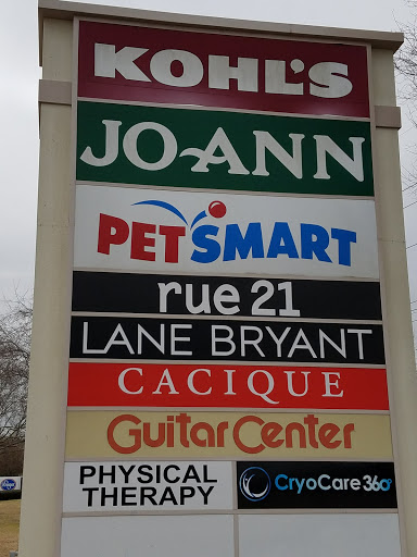 Pet Supply Store «PetSmart», reviews and photos, 4045 Dowlen Rd, Beaumont, TX 77706, USA