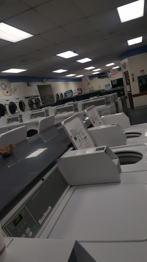 Hometown Laundromat image 9