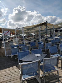 Atmosphère du Restaurant Le Bar de la Mer à Deauville - n°8