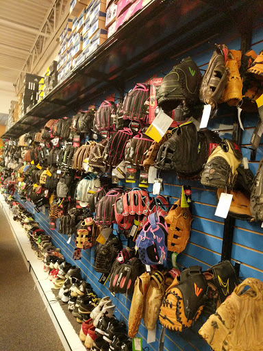 Sporting Goods Store «Play It Again Sports», reviews and photos, 2720 N Mall Dr #136, Virginia Beach, VA 23452, USA