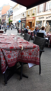 Atmosphère du Restaurant de spécialités alsaciennes Winstub Henriette à Mulhouse - n°4