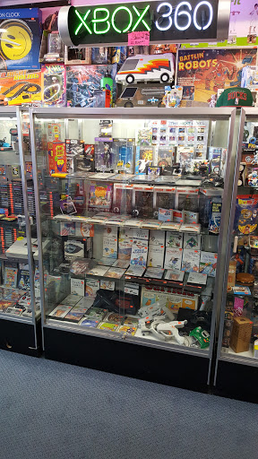 Collectibles Store «Makes Cents Variety Store», reviews and photos, 5027 W Howard Ave, Milwaukee, WI 53220, USA