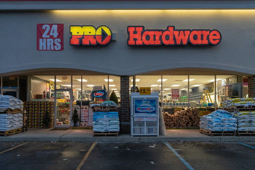 Trust Hardware - Oaklandon Towne Center, 11915 Pendleton Pike, Indianapolis, IN 46236, USA, 