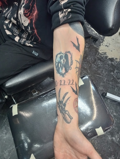 Explore realistic heart tattoo ideas, creative tattoo ideas in Denison, available at Mad House Tattoos
