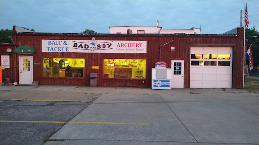 Bad Boy Bait, Tackle & Archery, 4414 Liberty Ave, Vermilion, OH 44089, USA, 