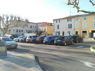 Parking Pl. Plan du Col à Valréas