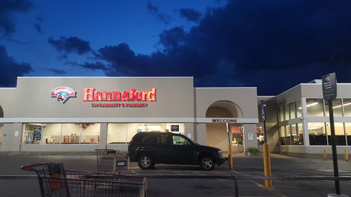 Grocery Store «Hannaford Supermarket», reviews and photos, 1122 Mohawk St, Utica, NY 13501, USA