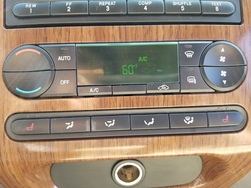 Used Car Dealer «TRI City Auto Mart», reviews and photos, 617 E New Cir Rd, Lexington, KY 40505, USA