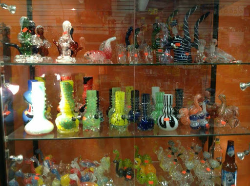 Tobacco Shop «Up N Smoke», reviews and photos, 6077 Rawsonville Rd, Belleville, MI 48111, USA