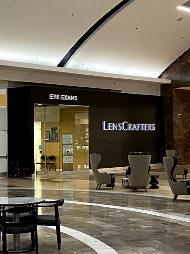 Eye Care Center «LensCrafters», reviews and photos, 1 Garden State Plaza Blvd, Paramus, NJ 07652, USA