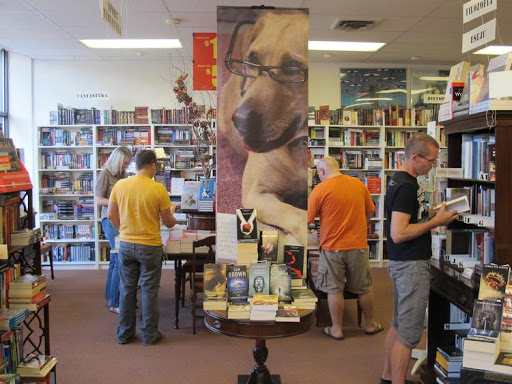 Book Store «D & Z House of Books», reviews and photos, 5507 W Belmont Ave, Chicago, IL 60641, USA